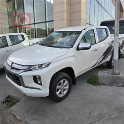 ميتسوبيشي L200